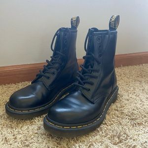 Dr. Marten Classic Boot